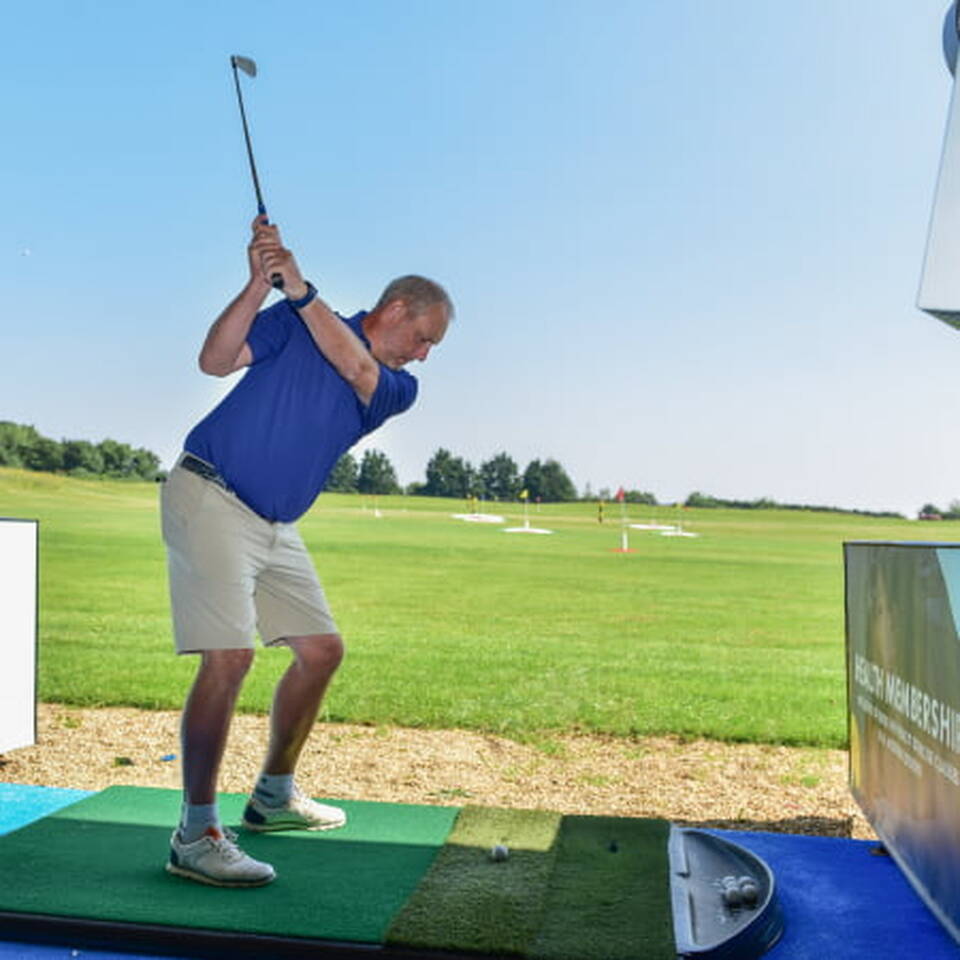 Toptracer Driving Range Improve Your Swing Chesfield Downs