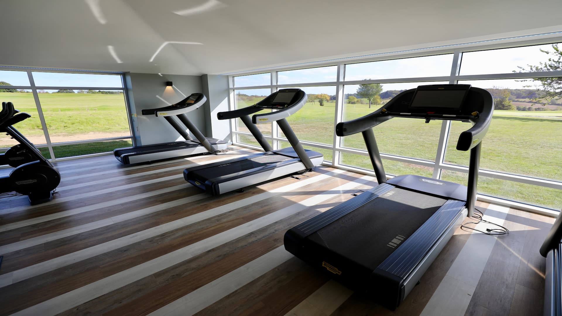 Treadmill overlooking Chesfield Downs golf course